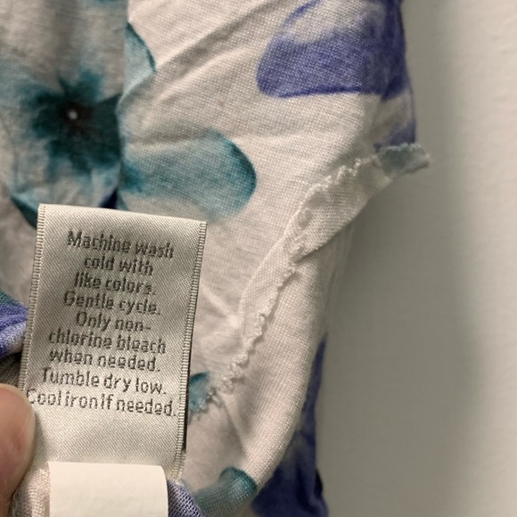 Lauren Conrad Floral Tank Top - Picture 6 of 9